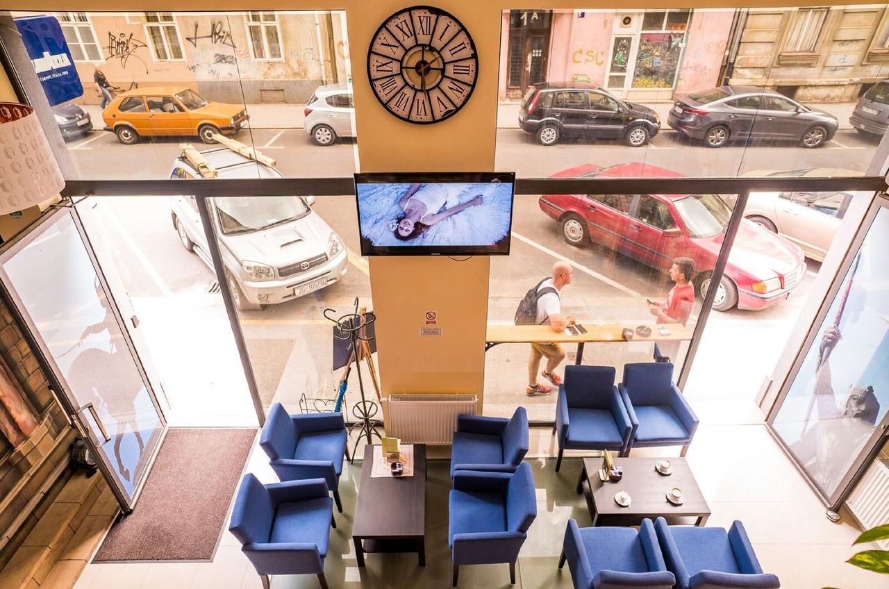 Boutique Hostel Kings N' Queens Zagreb Extérieur photo