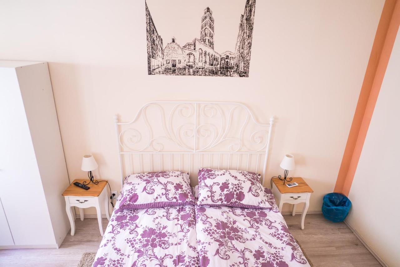 Boutique Hostel Kings N' Queens Zagreb Extérieur photo